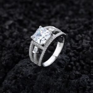 Cubic Zirconia Geometric Luxury Band Ring